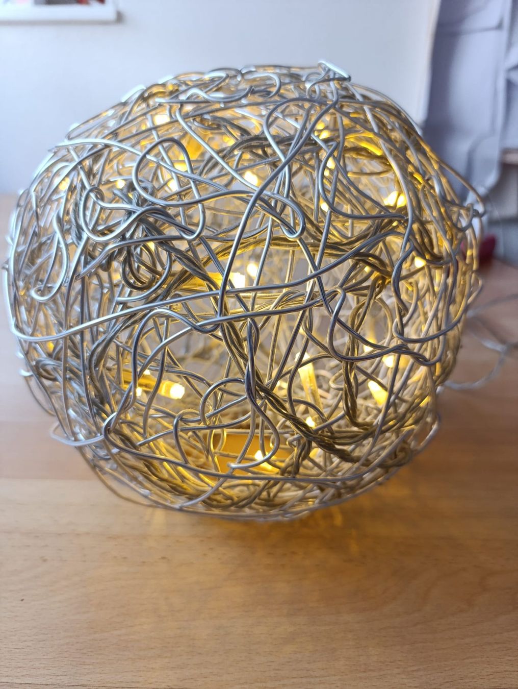 Lampade: handgemachte Drahtlampe mit Lichterkette – Usato da Wohlen venduto da saro08 1
