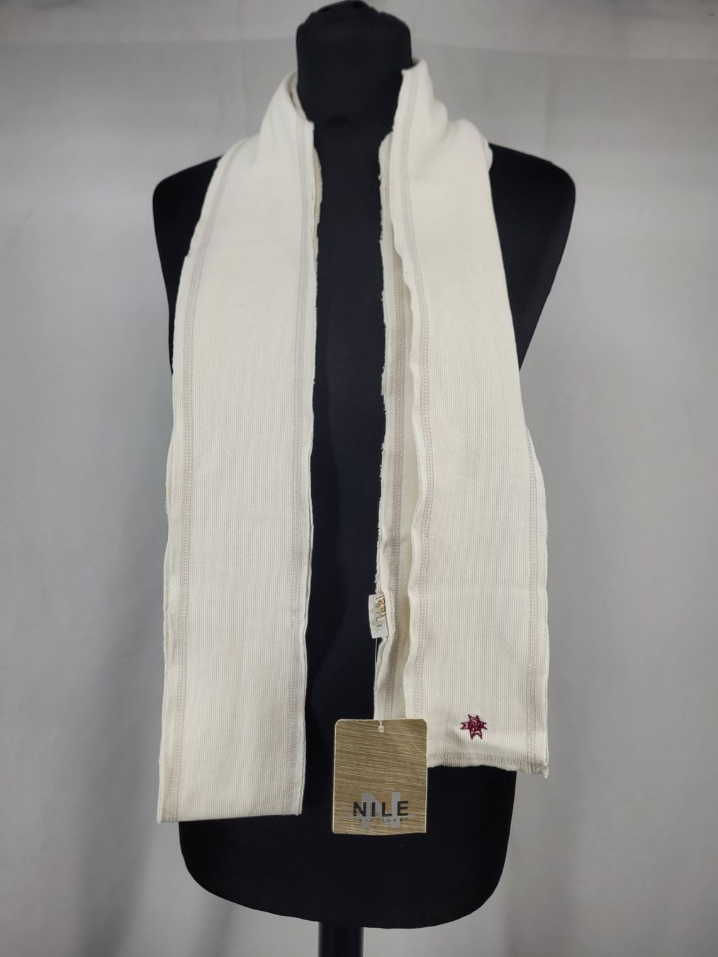 Nile Foulards & écharpes: NILE Écharpe blanche – D'occasion à Lausanne par PlusValue_Lausanne