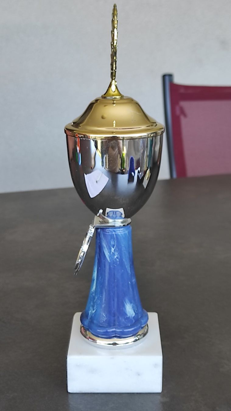 Autres collections & raretés: Pokal – D'occasion à Kreuzlingen par Dennis2004 1