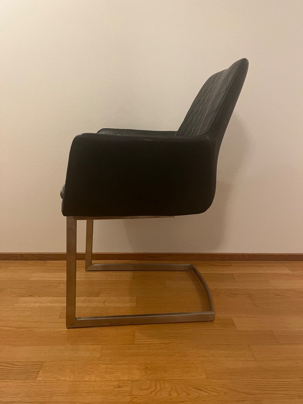 Stühle: Esszimmer-Stühle – Gebraucht aus Wetzikon ZH von jul_8gdn 3