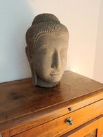 Buddha - Kopf, Sandstein, sehr alt und schwer, ca.30 Kg, RAR