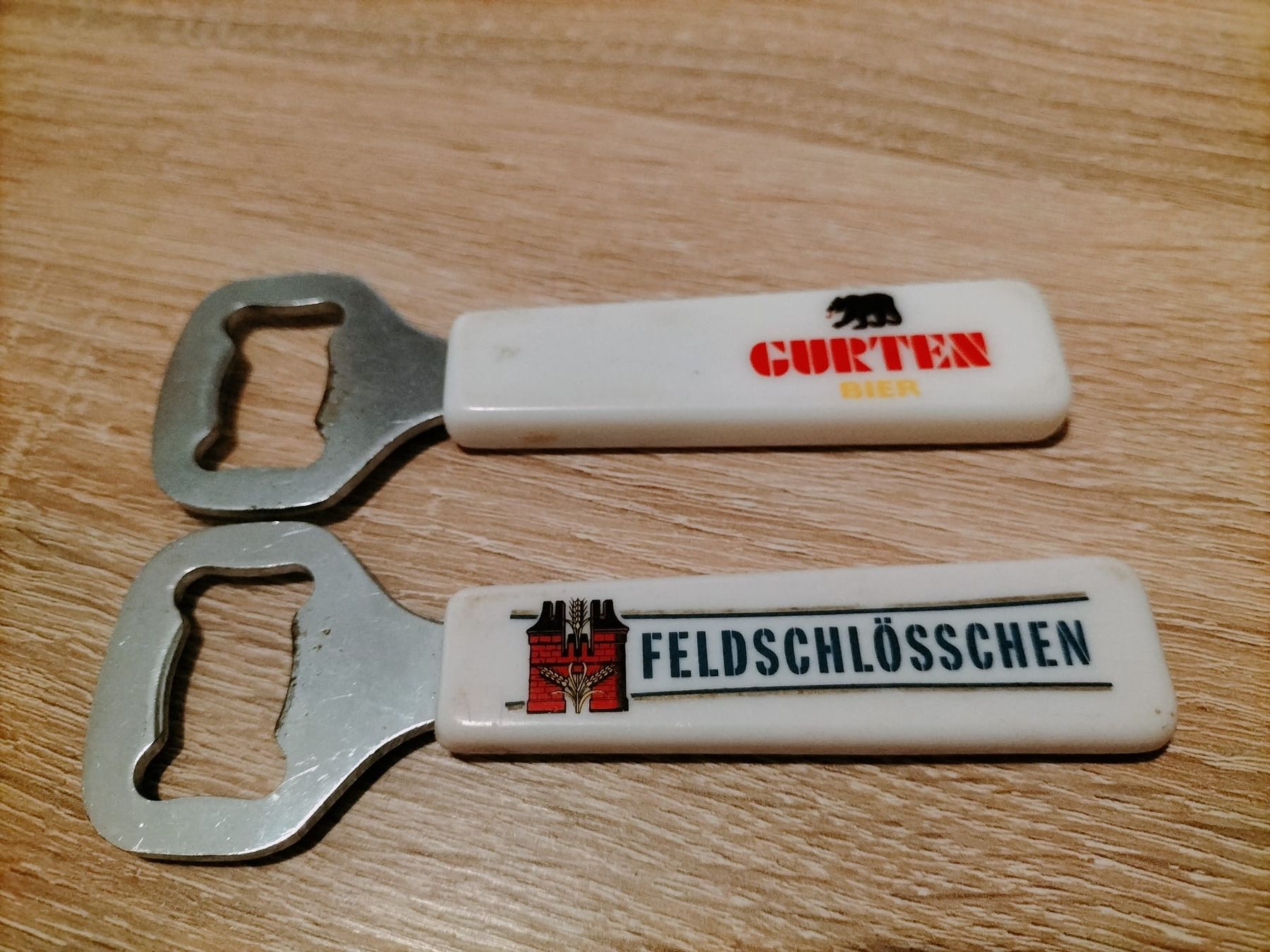 Tire-bouchons & Bouchons: 2x Flaschenöffner – D'occasion à Langnau im Emmental par Ramona910 2