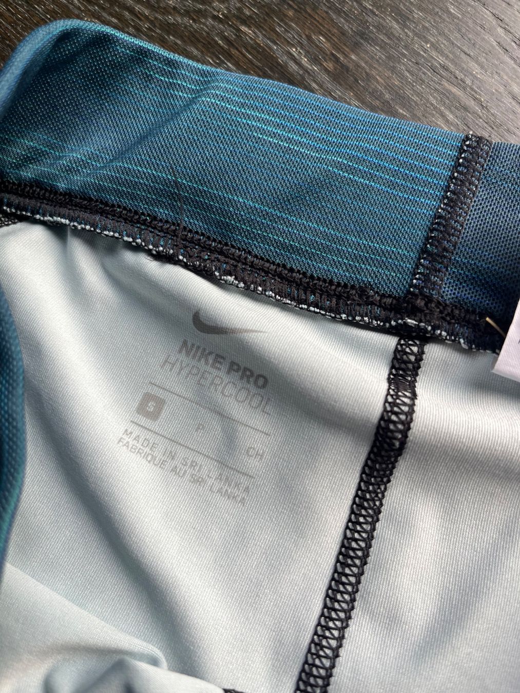 Nike Leggings: 2 leggings Nike pro t. S – Gebraucht aus Posieux von evs_57x2 5