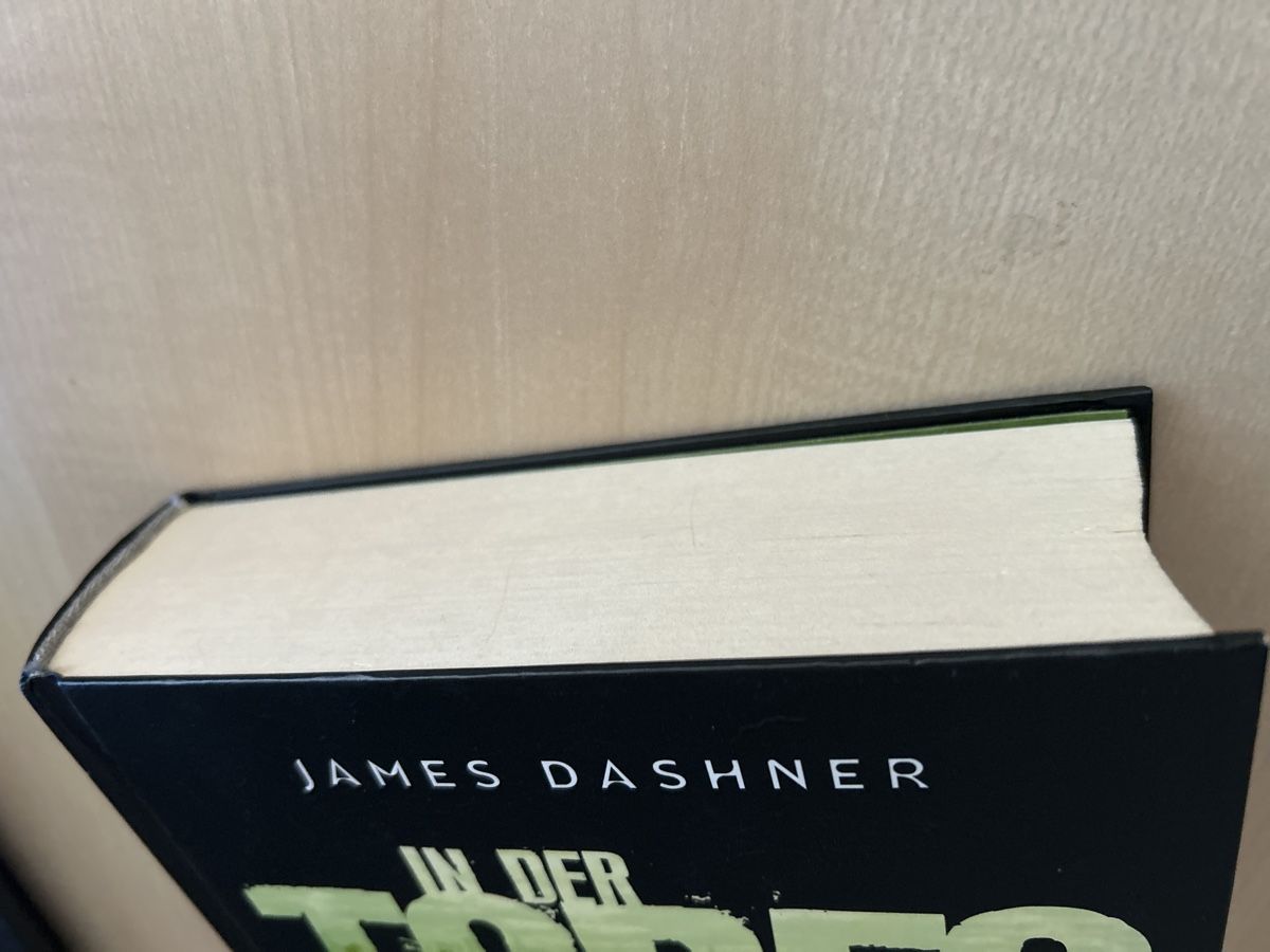 Bücher: James Dashner - In der Todeszone, die Auserwählten – Gebraucht aus Aarau von R-O-G-E-R 3