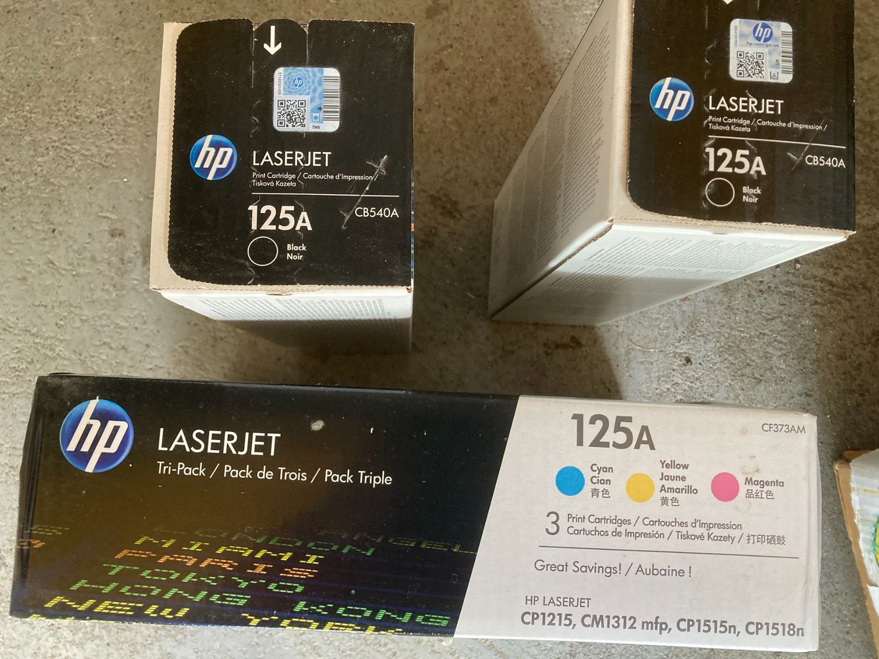Hewlett Packard Cartucce per stampanti & toner: Laserdruckerpatronen farbig und schwarz – Nuovo e nell'imballaggio originale da Spiez venduto da crew7