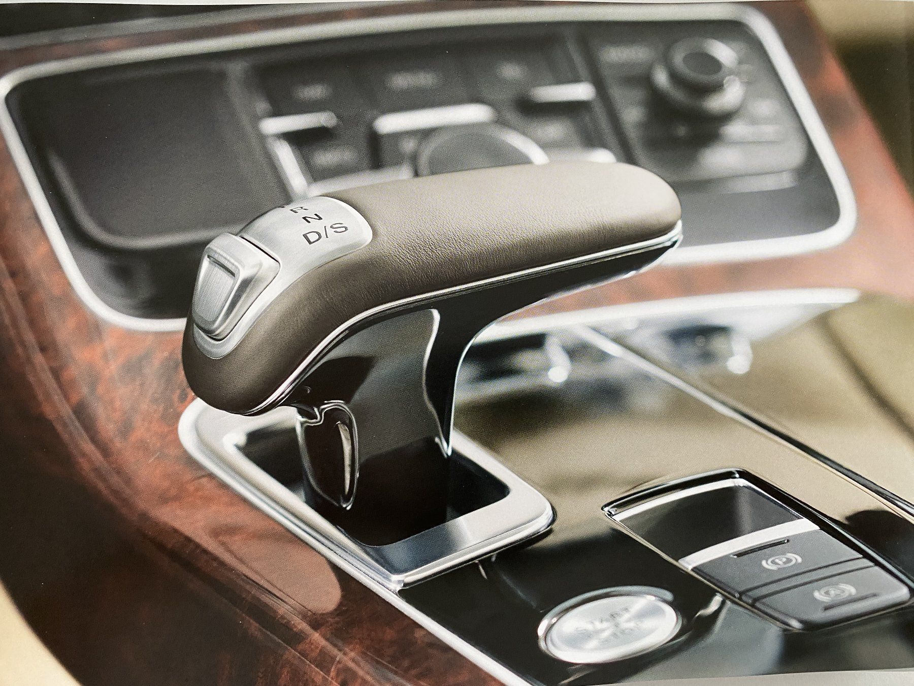 Riviste & Magazine: Audi A8 Magazin (03.2010) – Usato da Alpnach-Dorf venduto da Hess-Automobile 3