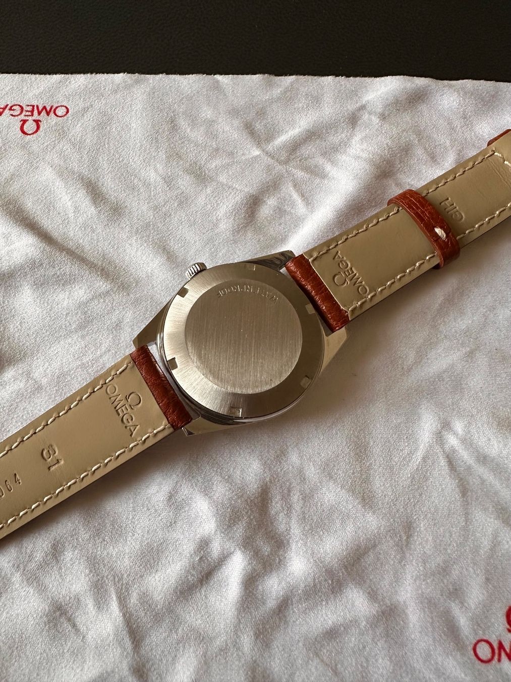 Omega Orologi: Omega Genève Automatic "Ultraman" Kaliber 565 – Usato da Solothurn venduto da CaylanK 7