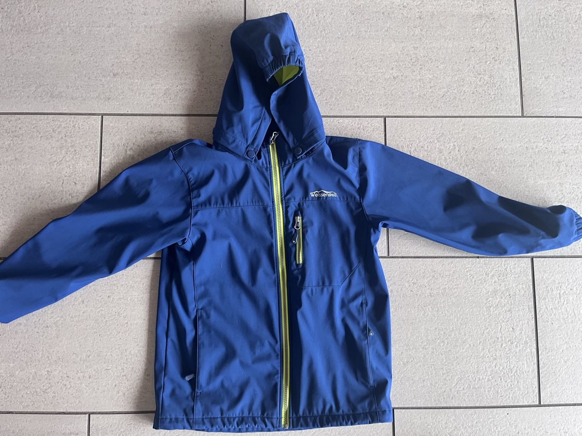 Vestes: Weissenstein Softshelljacke Grösse 152 – D'occasion à Hagneck par Coloco