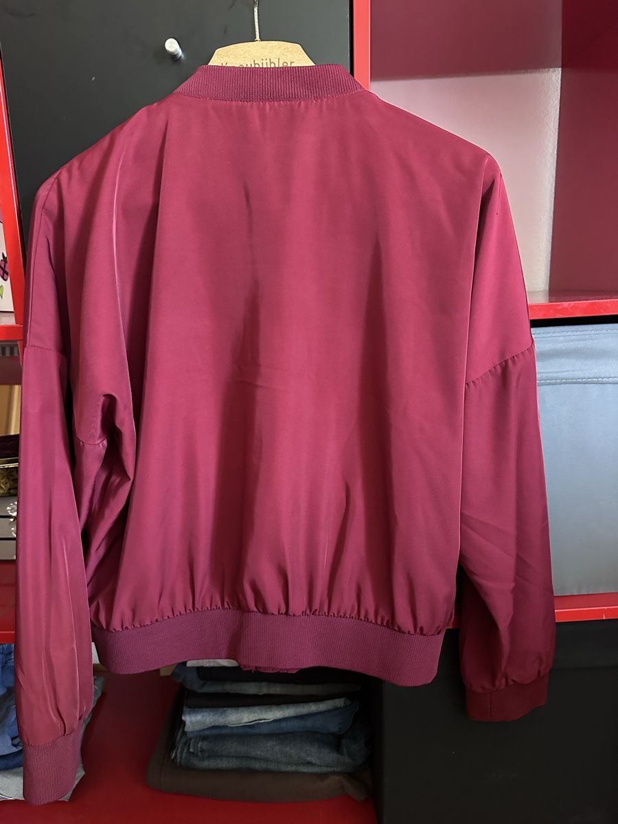 Vestes: Jacke  – D'occasion à Heimberg par Sabe_Frau 1