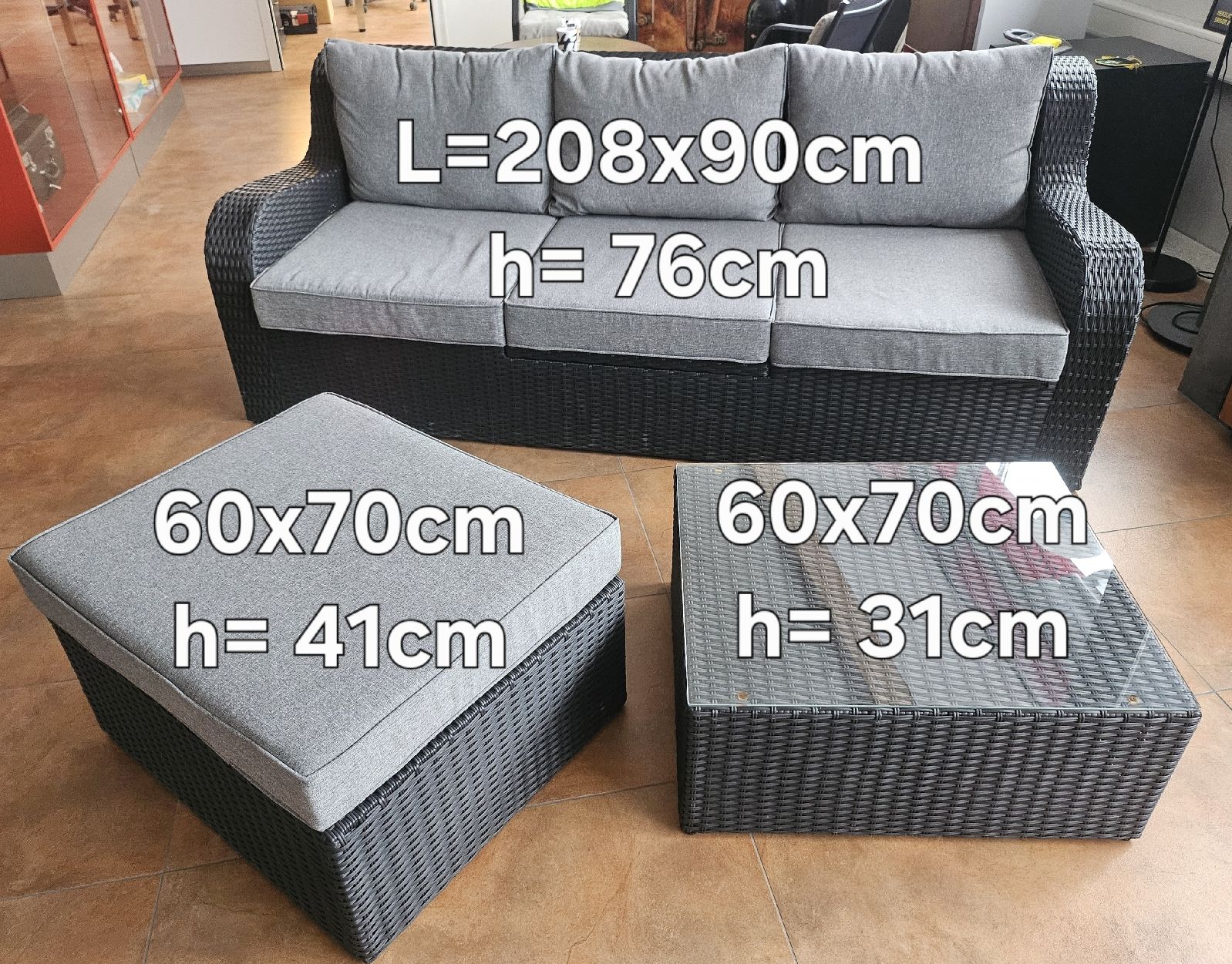 Divani: Gartenlounge aus Kunststoff Rattan – Usato da Busswil BE venduto da Topsign