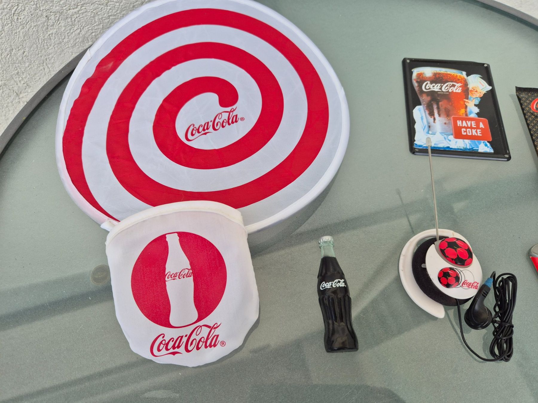 Coca-Cola Toutes les décorations: Coca Cola Gadget. – D'occasion à Oberbuchsiten par laffite54 3