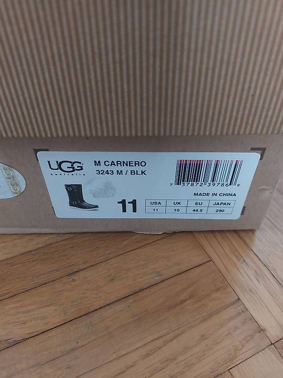 Ugg Scarpe da uomo: UGG M CARNERO 3243 M/BLK Herren – Usato da Bremgarten AG venduto da marcelbu62 4