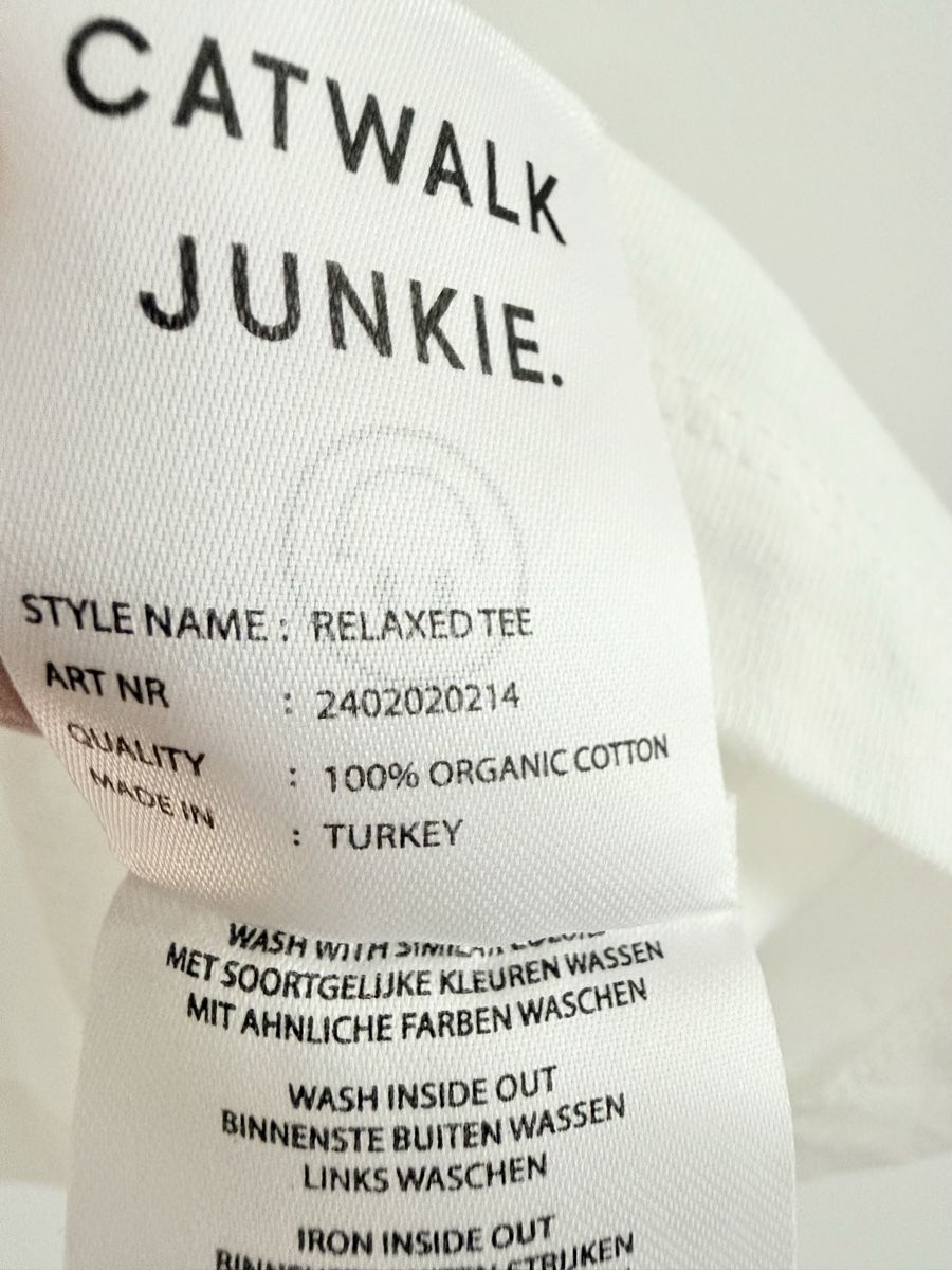 T-shirt: T-Shirt CATWALK JUNKIE. – Nuovo (secondo la descrizione) da Dietikon venduto da turicum_77 3