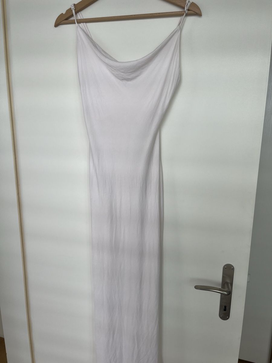 Bershka Vestiti: Robe blanche – Difettoso da Neuchâtel venduto da Ariane_vn00