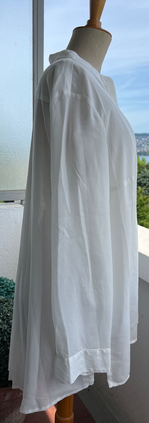 S.Oliver Camicette: A. Oliver Selection Luftige weisse Bluse Gr. 42 – Usato da Kilchberg ZH venduto da jul_d2j2 1