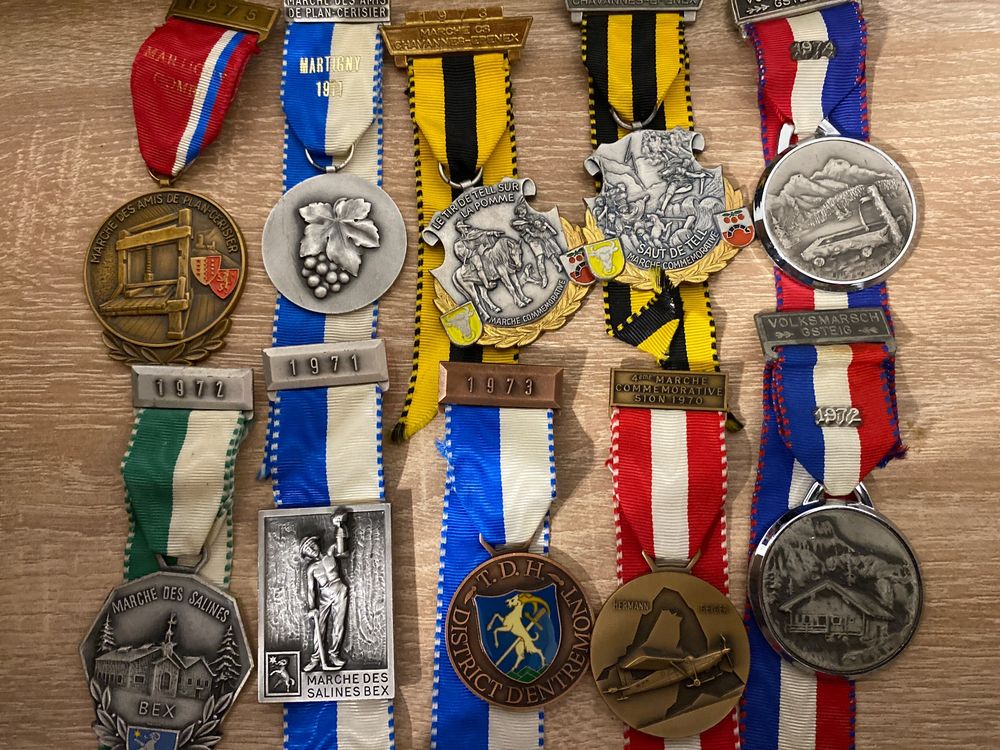 Schützen Medaille Distinction JUSSV Genève 1950 (Gebraucht) in Biel