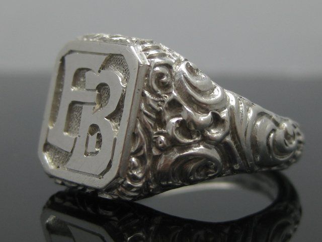 Anelli: Vintage Ring Monogramm Siegelring EB / BE Silber 800 – Usato da Ermatingen venduto da Decovin 2