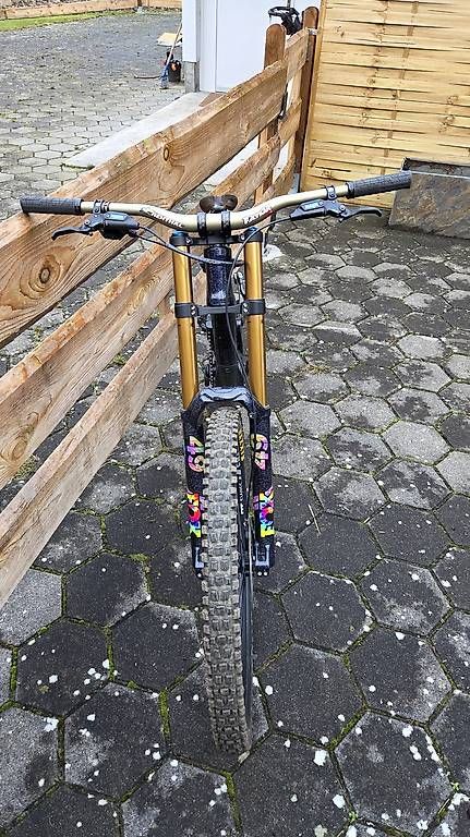 Vélos: Commencal Supreme Team 2020 – D'occasion à Zauggenried par SahliM 3