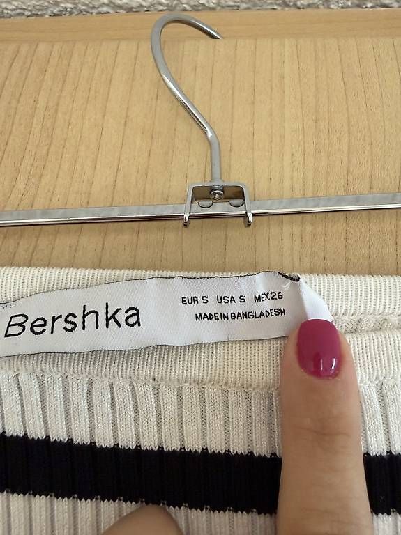 Kleider: Bershka Strickkleid gestreift – Gebraucht aus Rorschach von Tara234 2