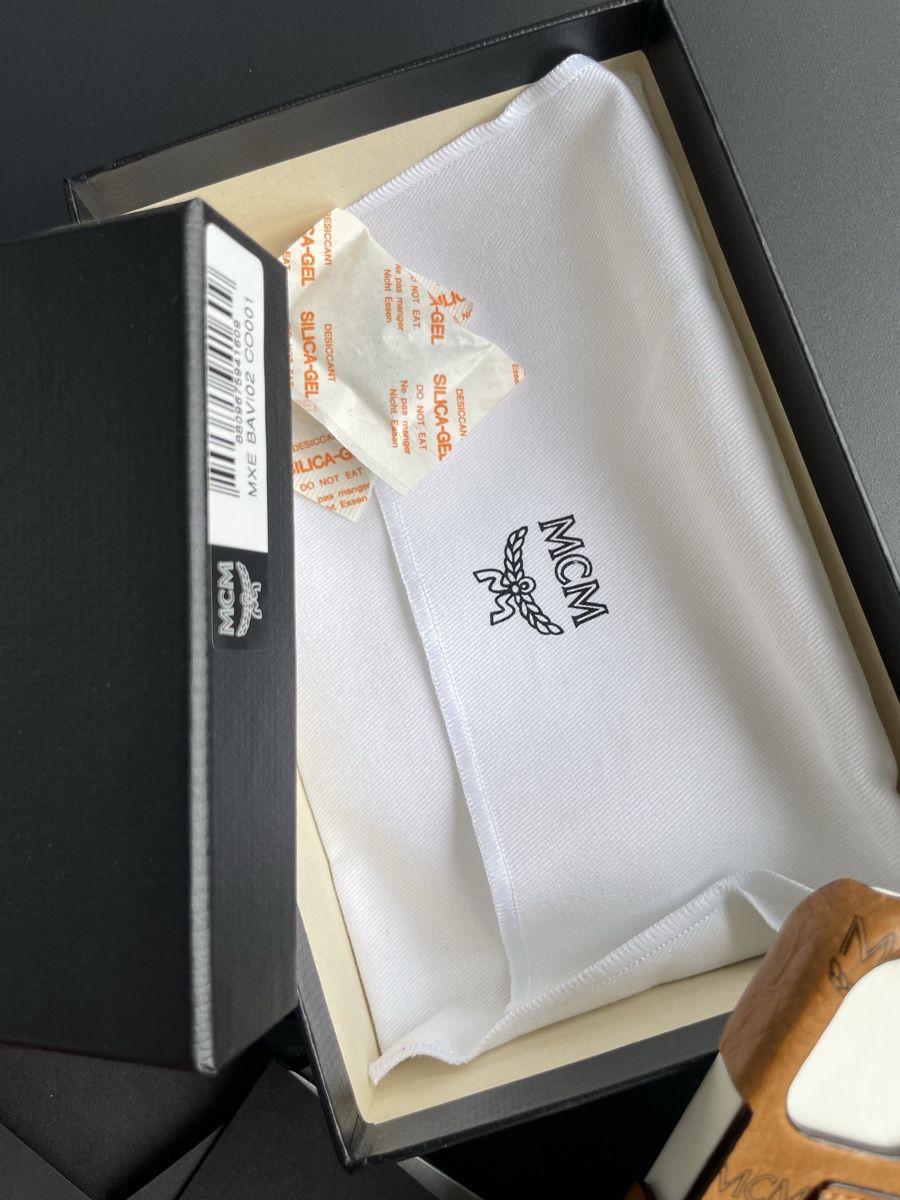 Mcm Covers & Schutzfolien: ORIGINAL MCM CASE I PHONE 12 / 12 PRO – Neu (gemäss Beschreibung) aus Rorschacherberg von drdupor 5