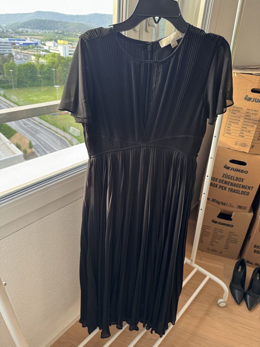Michael Kors Vestiti: Elegantes, zeitloses Kleid - Michael Kors – Nuovo (secondo la descrizione) da Spreitenbach venduto da TheStyleAtelier 2