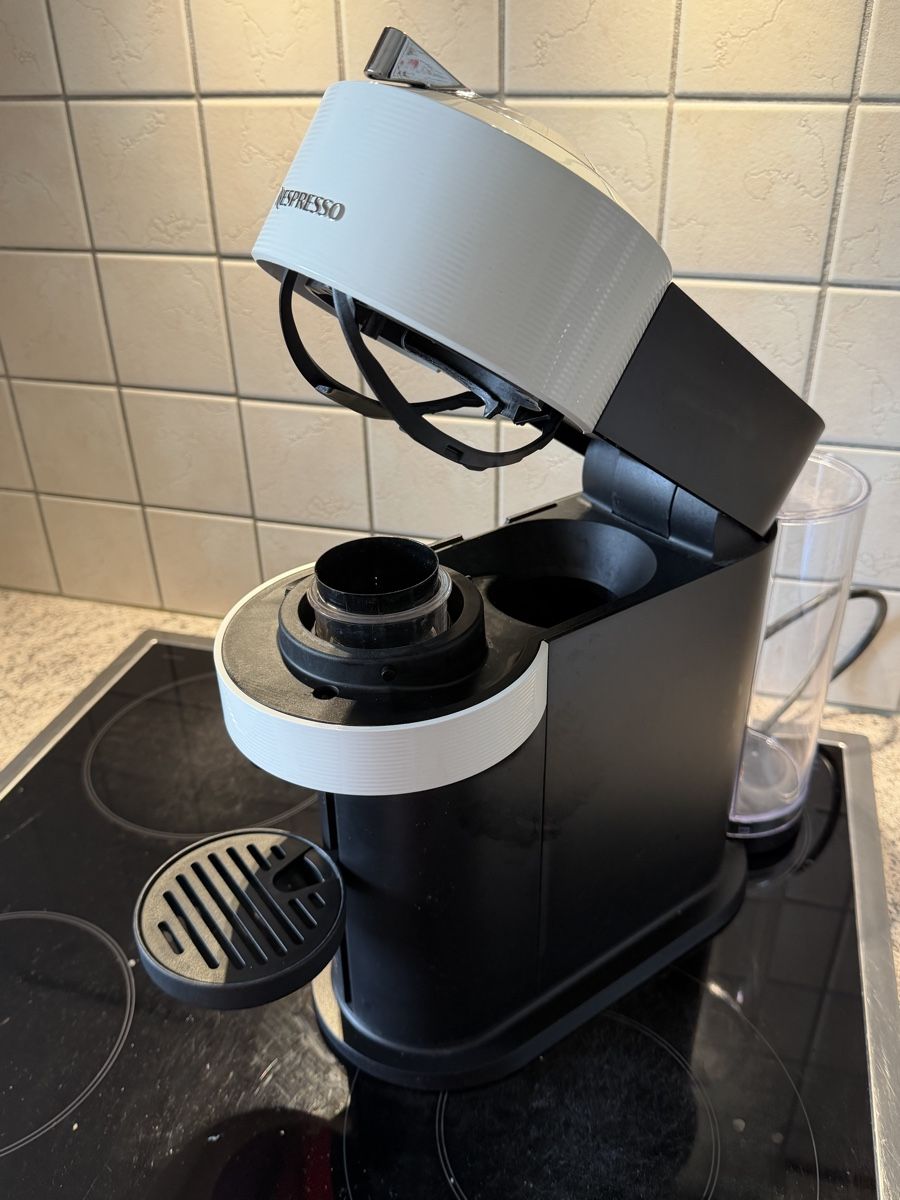 Nespresso Macchine per caffè & Macchine per espresso: Macchina Nespresso vertuo☕ – Usato da Buchs SG venduto da djs_ycd8 1