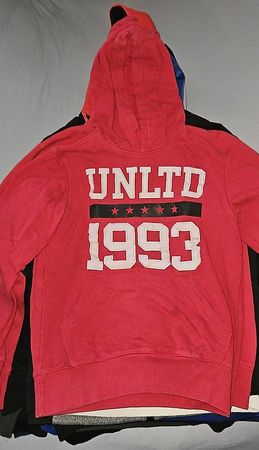Rote UNLTD Kapuzenjacke + Zip Hoodie