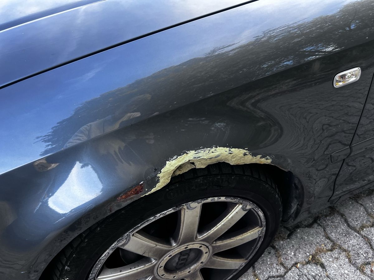 Audi Automobili: Audi A4 Cabrio quattro très usagée – Difettoso da Bulle venduto da lou_w86f 6