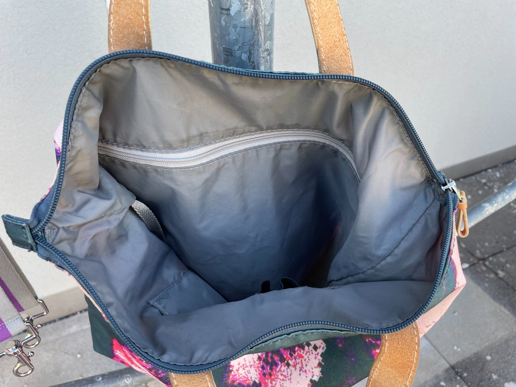 Bree Borse: Bree lässiger Shopper Umhängetasche Tasche – Usato da Turgi venduto da bar_8pdm 5