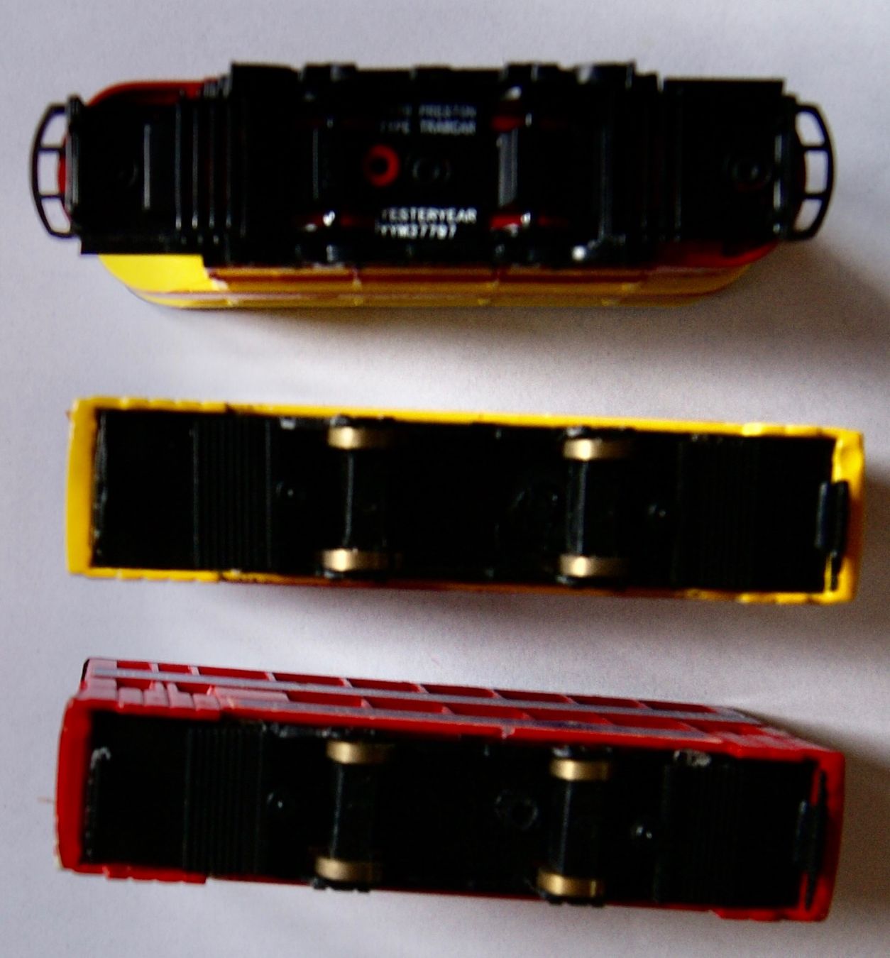 Kit di modellismo & Modellini statici: 3 bus en métal – Nuovo (secondo la descrizione) da Morrens VD venduto da alain50 4
