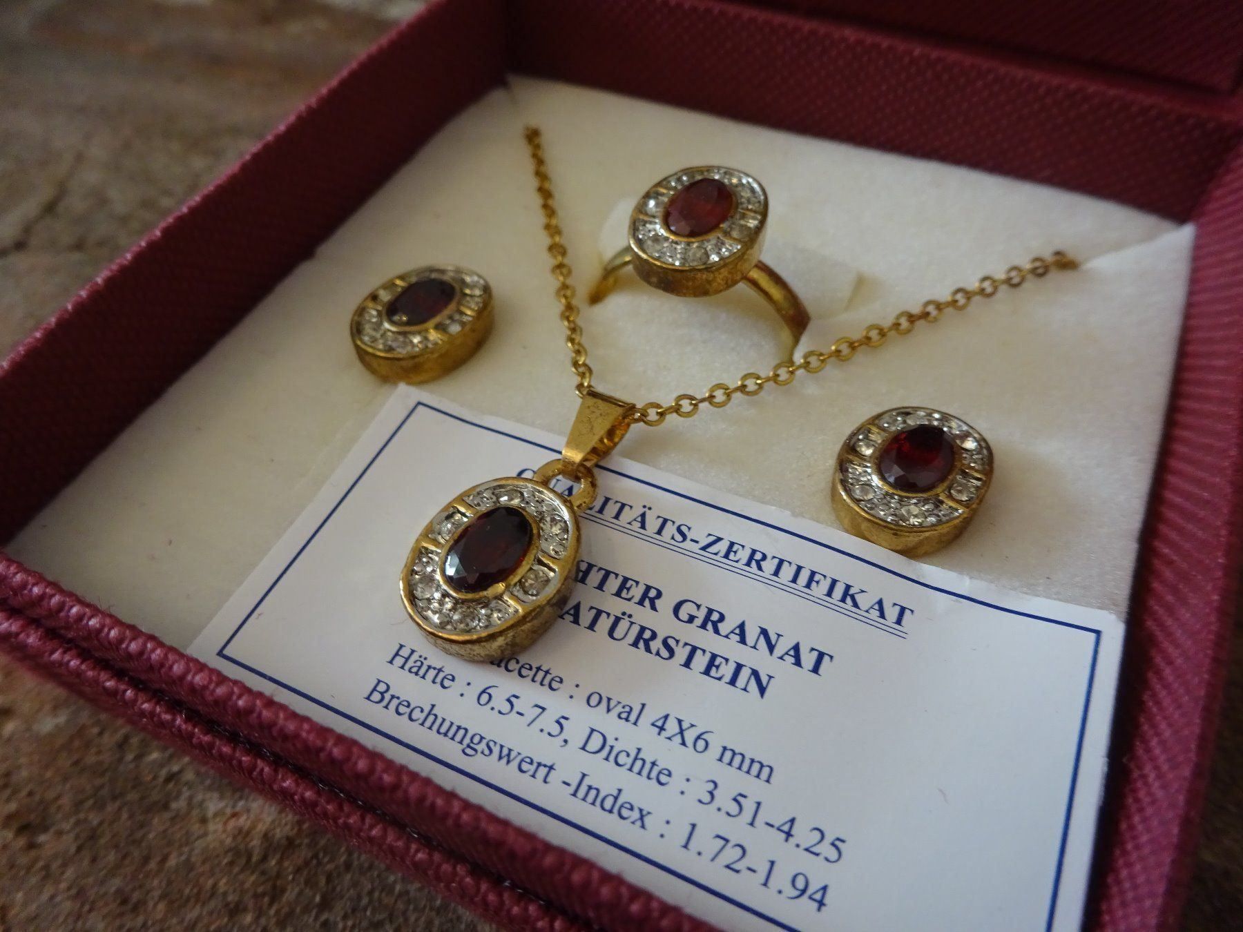 Sonstiger Schmuck: Granat Set / mit Zertifikat – Gebraucht aus Esslingen von FetteSchnecke 1