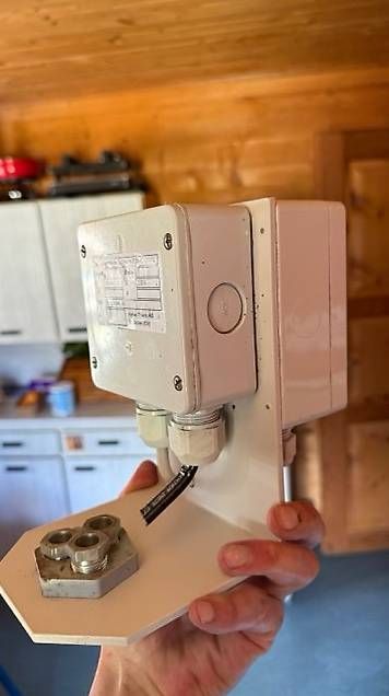 Radiateurs: Thermostat Raychem AT-TS-13 – D'occasion à Attalens par cdevries159753 1