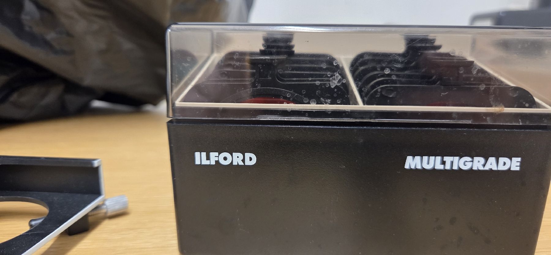 Laboratorio & Camera oscura: Ilford multigrade Filter Set – Usato da Baden venduto da Digit6 1