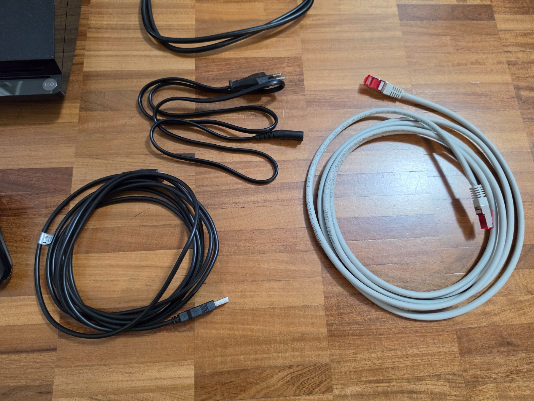 Sony Console: PS3 Slim Konsole mit Zubehör ab 1 Fr.- – Usato da Chur venduto da Ghostwulf 3
