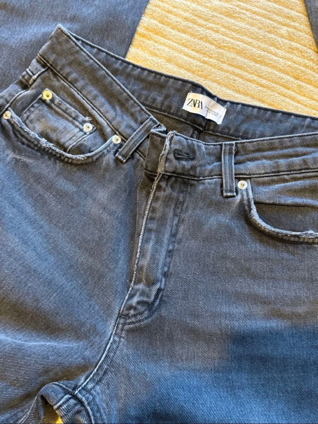 Zara Jeans: Zara Jeans dunkelgrau gr 40 – Usato da Basel venduto da lkl_5l2h 1