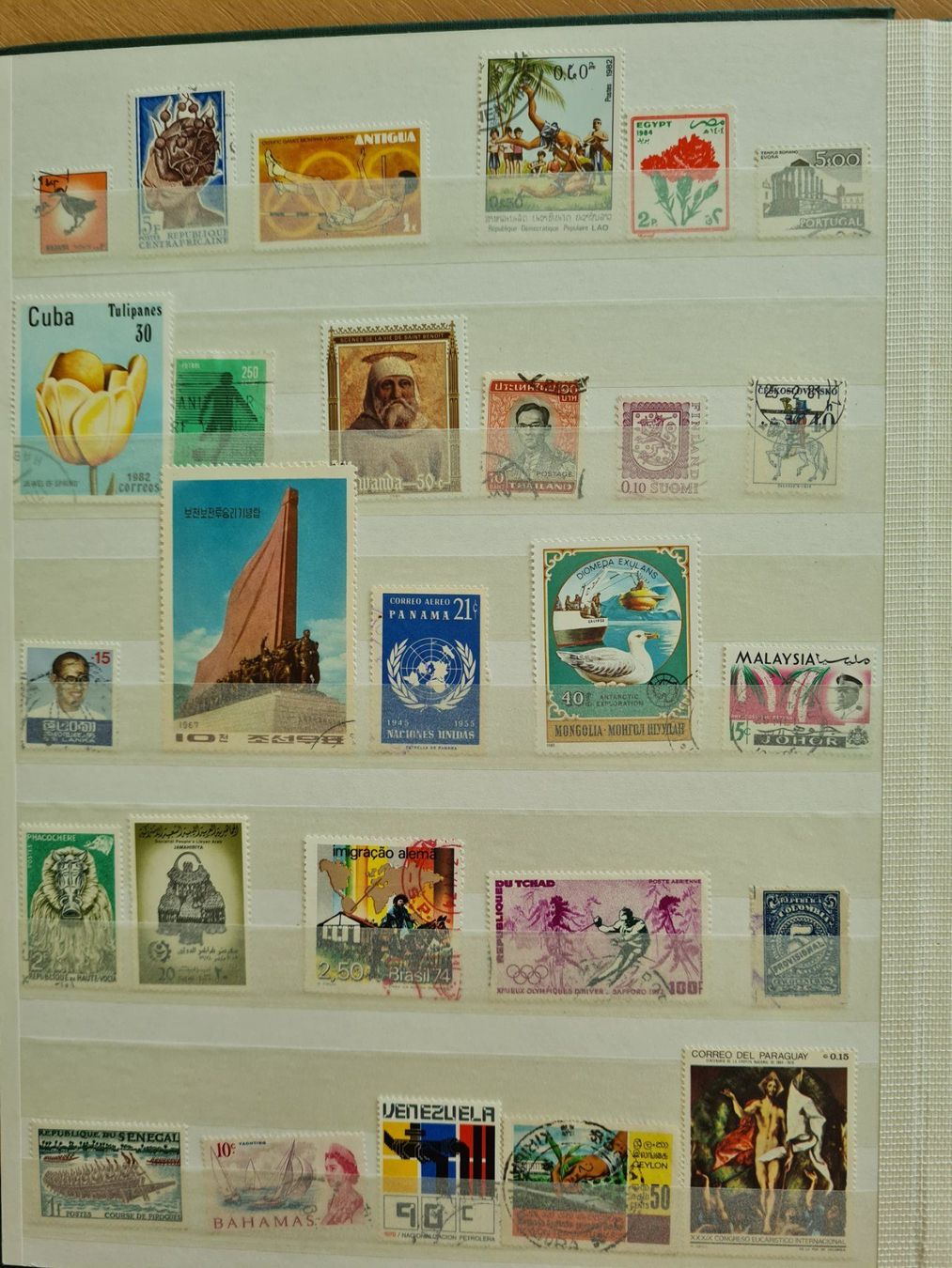 Albums: Briefmarken aus aller Welt! – D'occasion à Luzern par Ulrich34 4