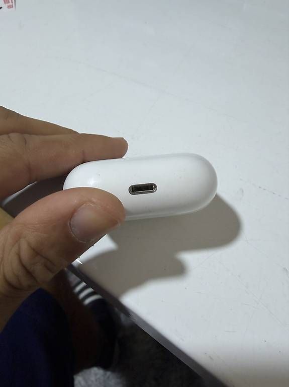 Casques audio: Airpods Gen 2 – D'occasion à Murgenthal par kev_mmr6 1