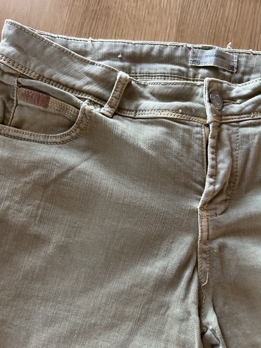 Pantalons: Short court 36 – D'occasion à Daillens par guisepa 2