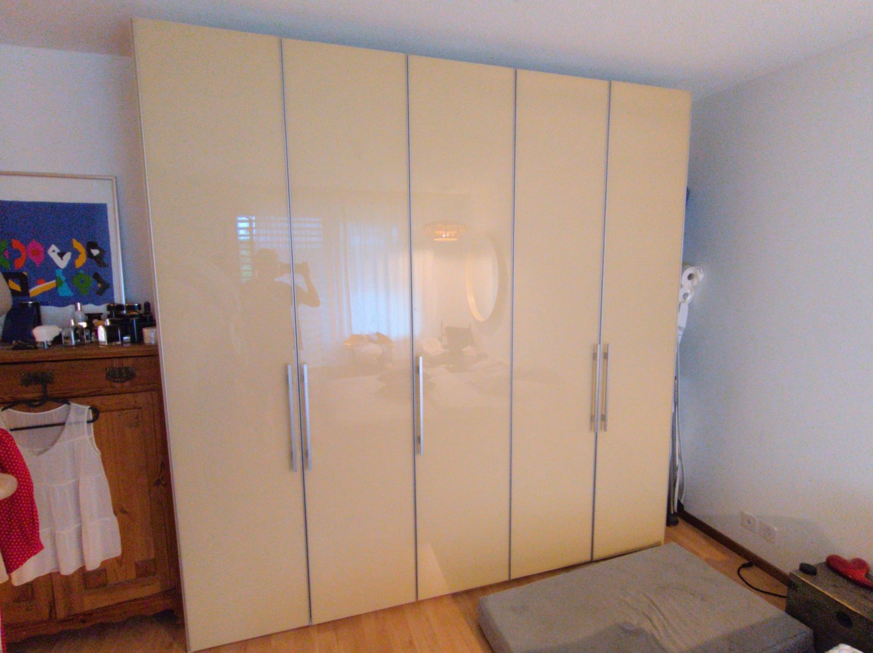 Armoires: Kleiderschrank von SEIPP Wohnen – D'occasion à zürich par tobianne2003