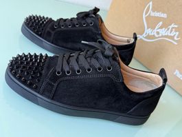 CHRISTIAN LOUBOUTIN Junior Spikes Wildleder Low Sneaker 39.5