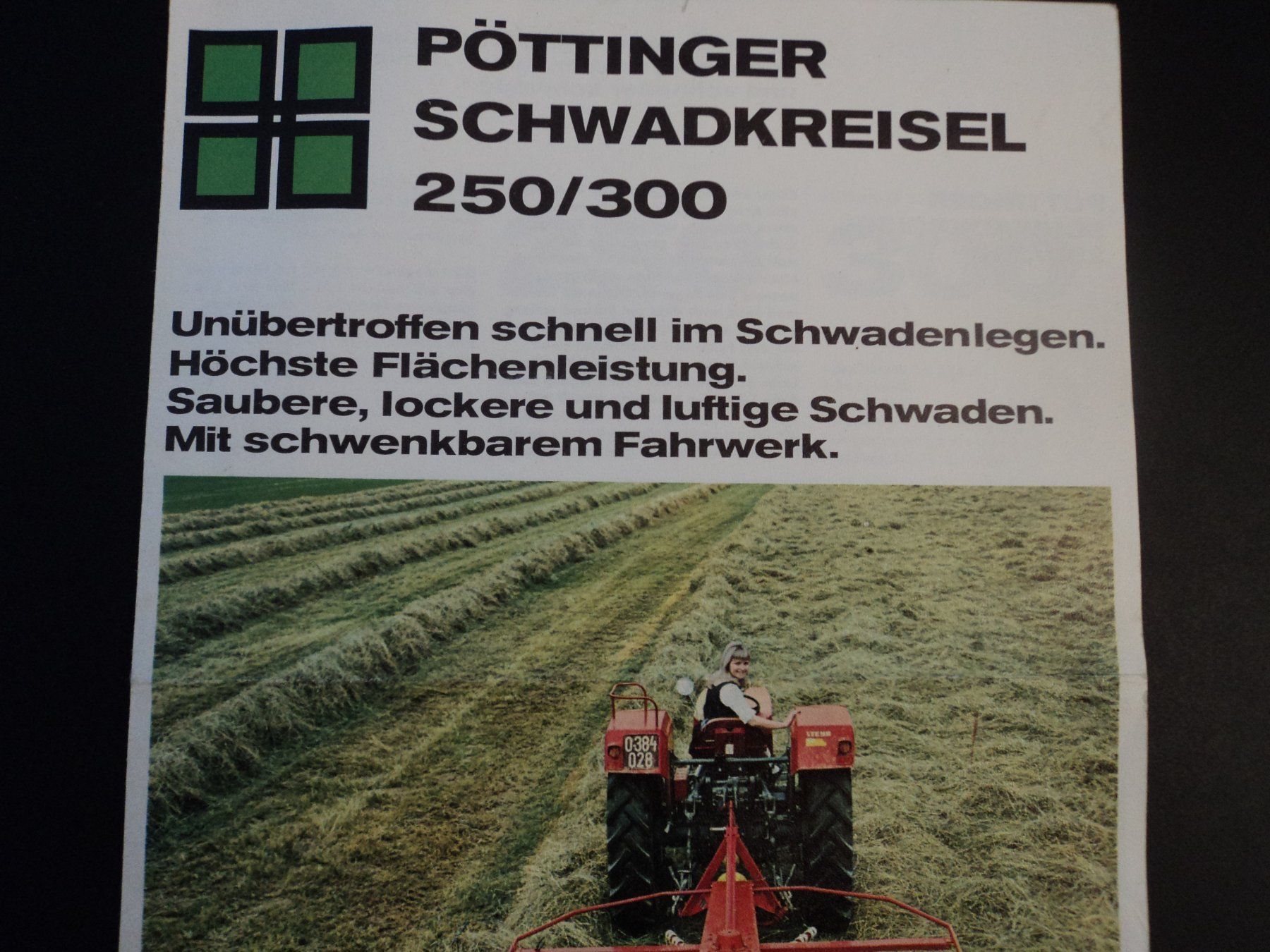 Pöttinger Traktoren: Prospekt Pöttinger Schwadkreisel 250/300 – Gebraucht aus Schwarzenburg von modelCARama 3