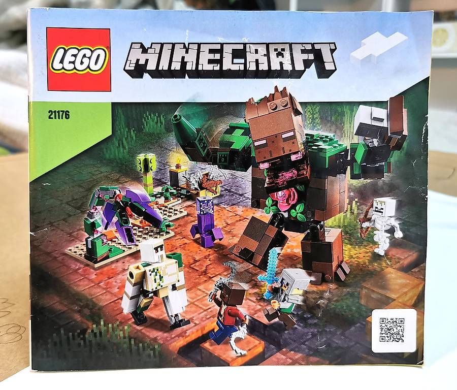 Lego Baukästen: Lego Minecraft 21176 – Gebraucht aus Golino von emi_6l62 1