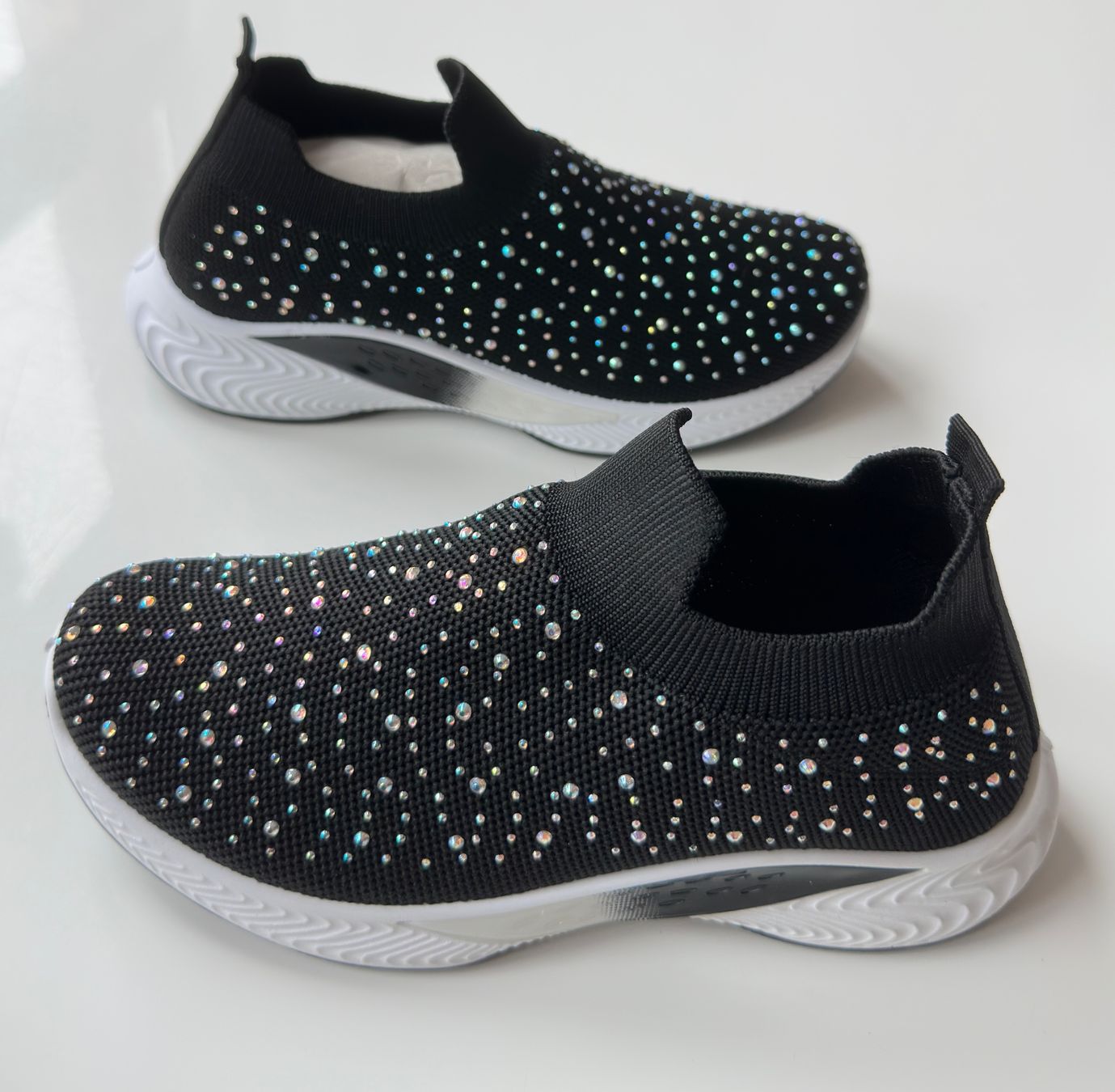 Dosenbach Scarpe per ragazze: NEU - Gr 32/33 Glitzer Slip On Sneaker – Usato da Rickenbach b. Wil venduto da sunneschii_ 5