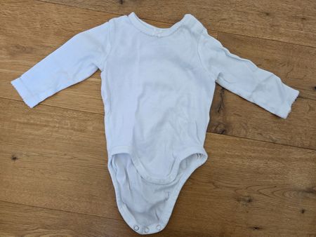 H&M Baby Body Gr. 68, weiss, Langarmbody, Mädchen, Newborn