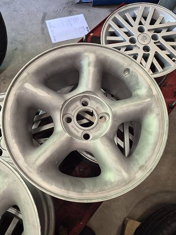 Ford Cerchioni: Originalfelgen Ford Escort Cosworth – Usato da Dättlikon venduto da man_ct9m