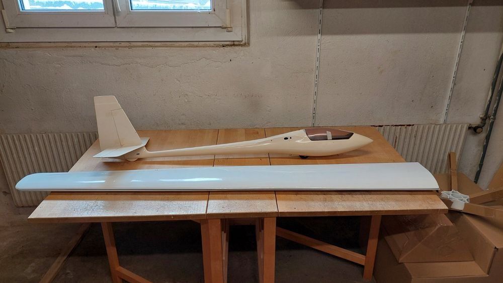 RC Kits de montage: ASW17 a terminer – D'occasion à St-Imier par foto2hand