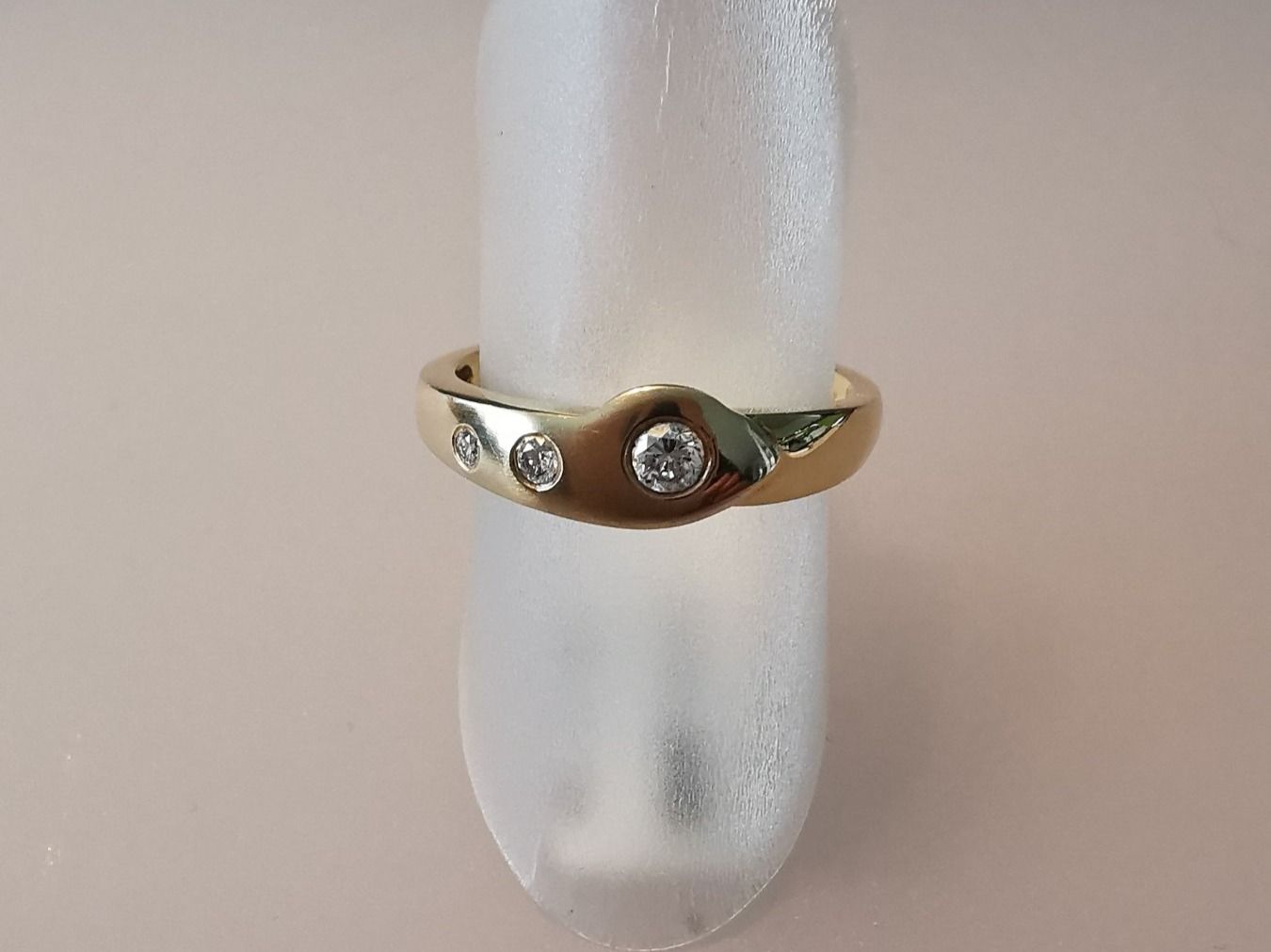 Ringe: 750/--  Gold mit Brillanten – Neu (gemäss Beschreibung) aus Dierikon von Vittorio57