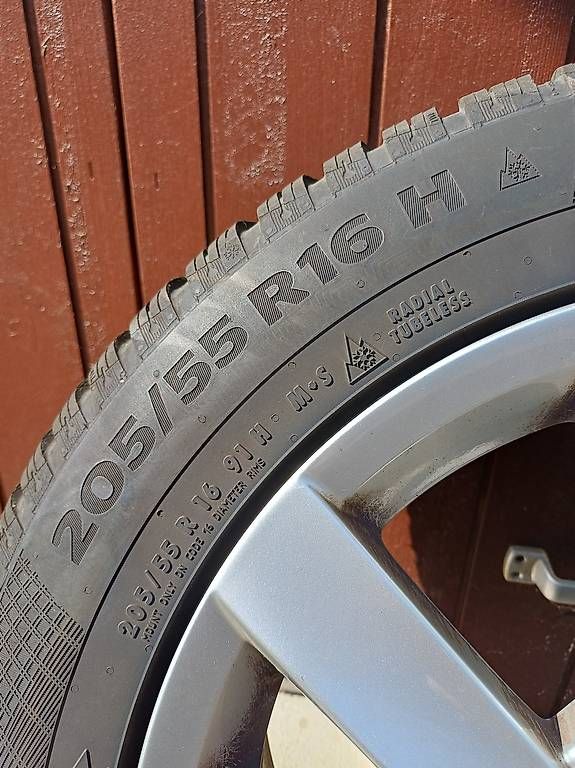 Pneumatici & Ruote complete: Roues complètes Vw Golf – Usato da Vouvry venduto da nun_szh8 2