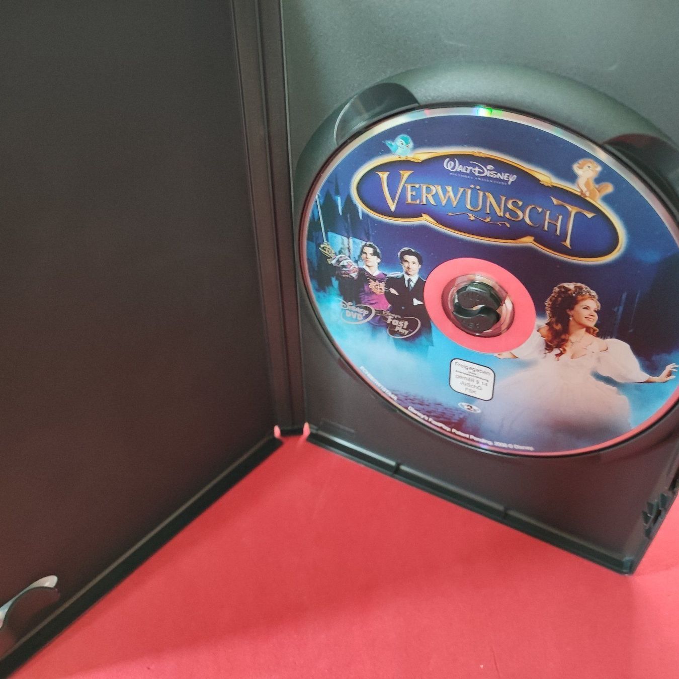 Tutti i DVDs: Verwünscht – Usato da Dübendorf venduto da kb86_MOVIE 3