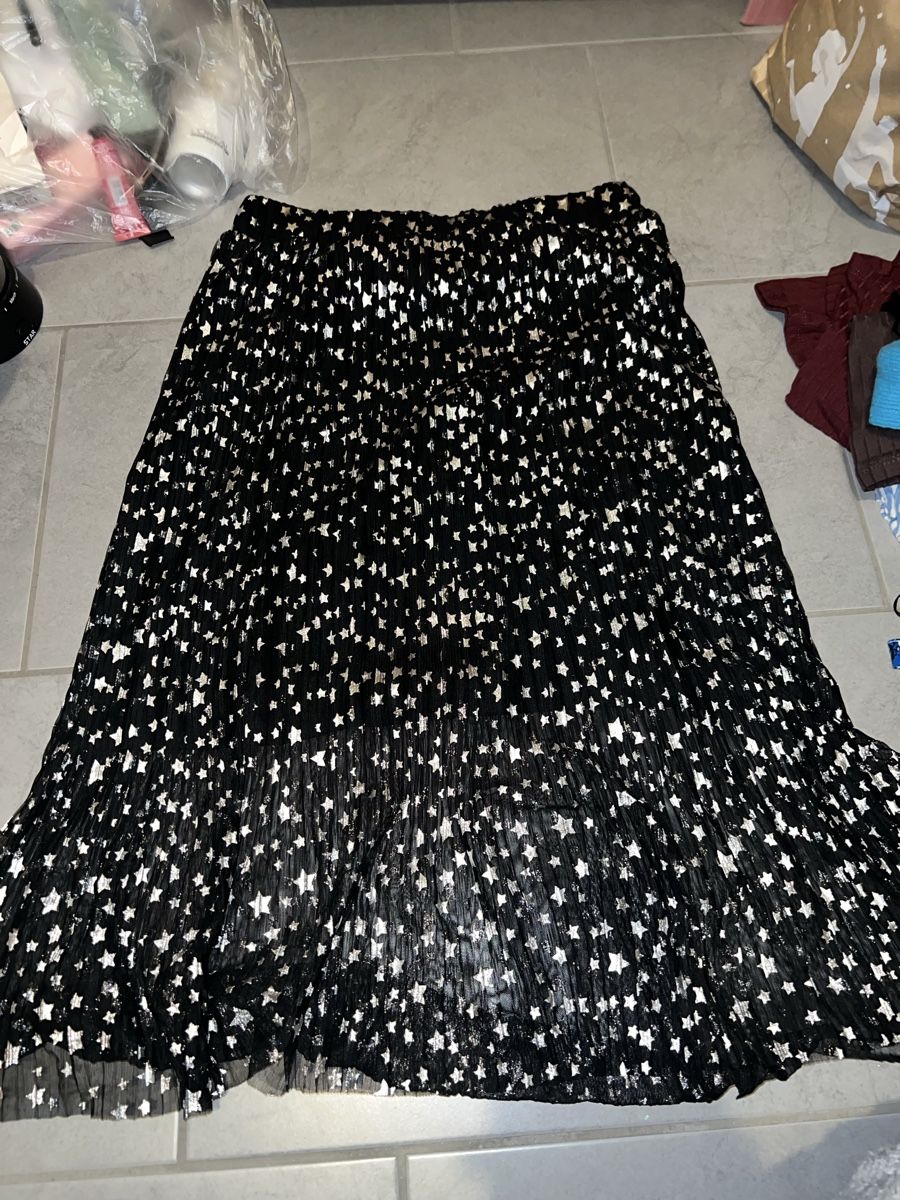 H&M Gonne: Rock von h&m Grösse 38 Neu – Nuovo (secondo la descrizione) da Oberentfelden venduto da Dianaaaaaa